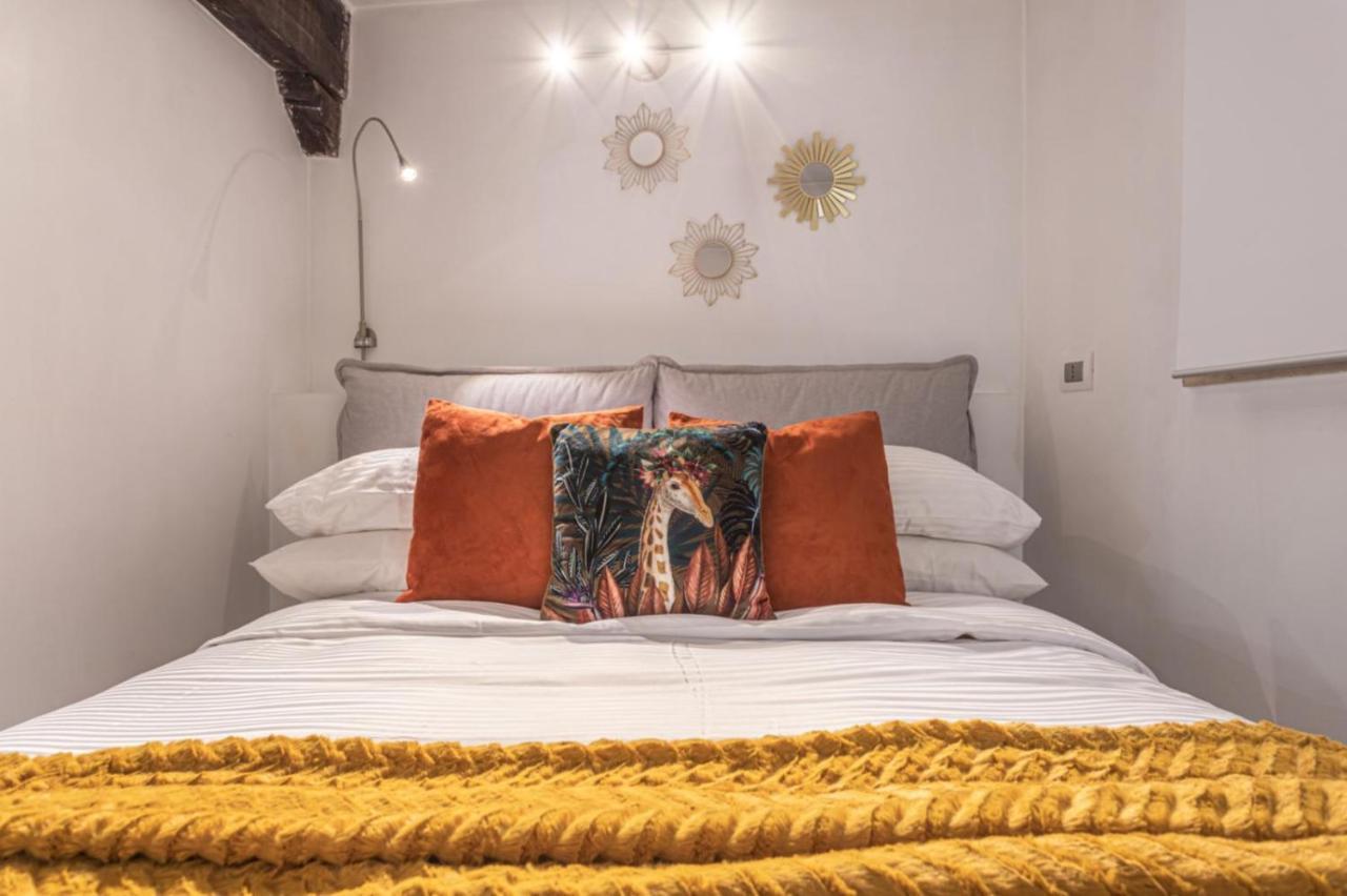 Lucrezia Apartment - Close To Piazza Navona Rom Exteriör bild